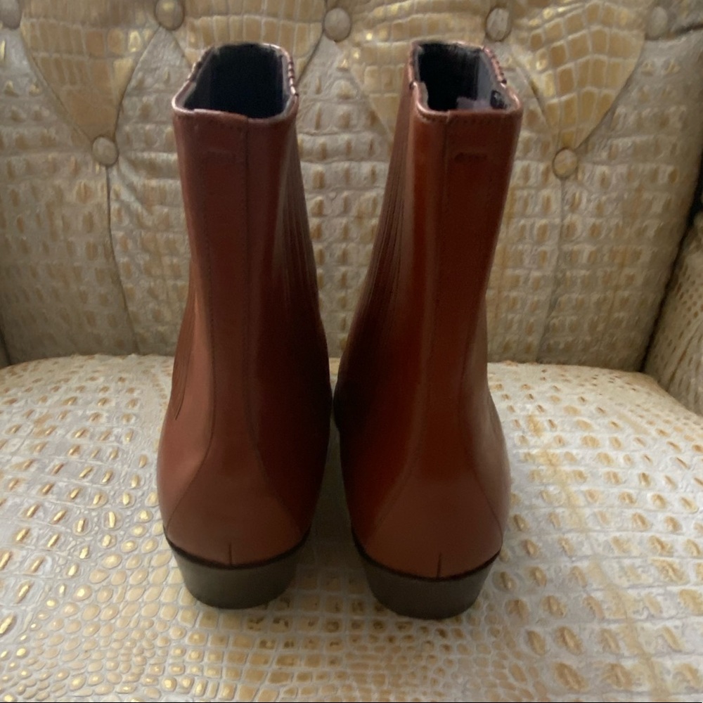 Celine Men’s Janco Calfskin Chelsea Boots, EU Size 40 - Picture 5 of 16